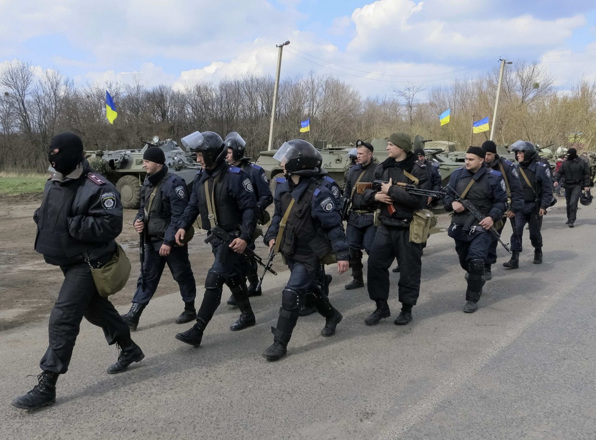 Kiev autorizza l’operazione anti terrorismo