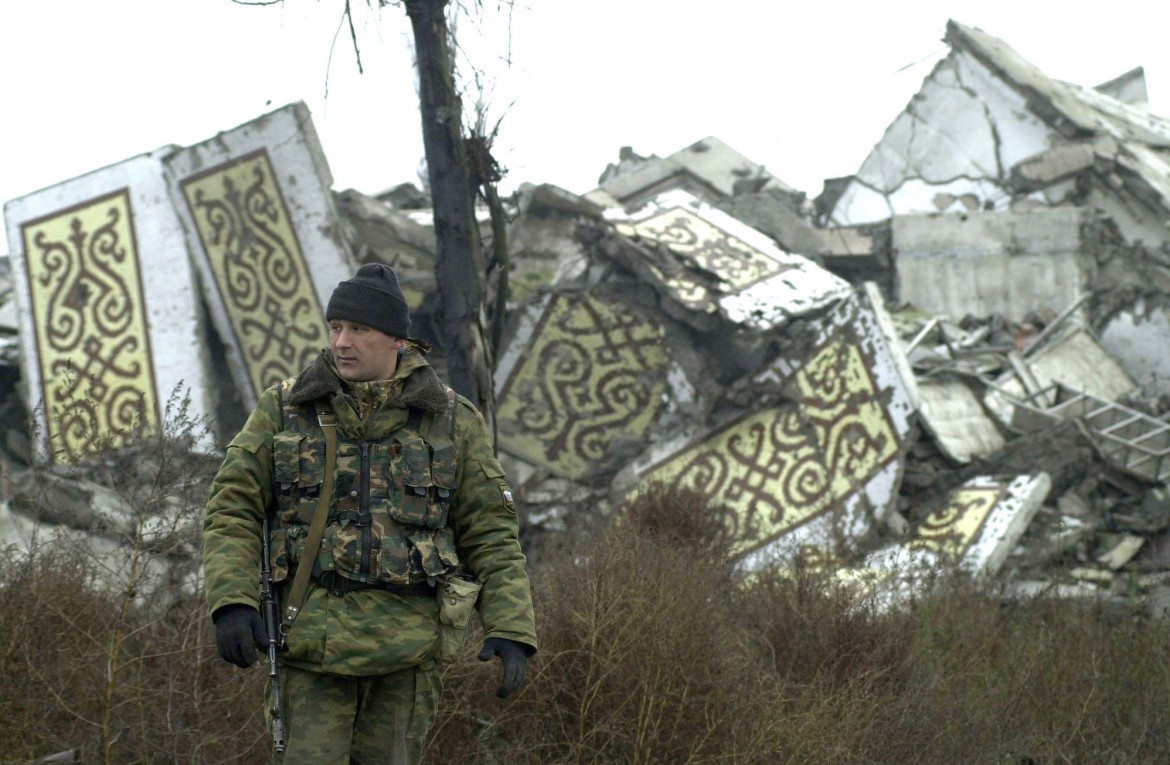 truppe russe a grozny cecenia 23 novembre 2000 foto lapresse