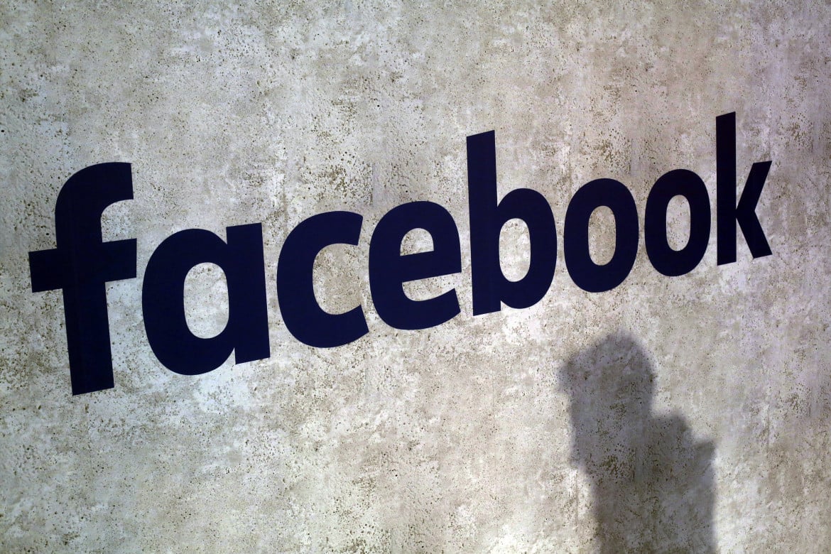 Facebook passava i dati dei votanti ai partiti, il Garante per la privacy interviene d’urgenza