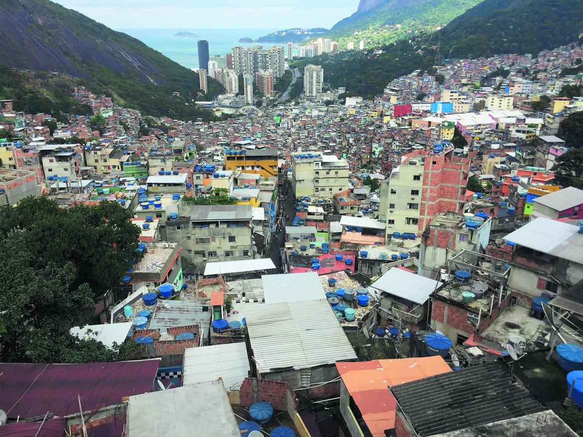 Vivere nelle favelas senza perdere il ritmo