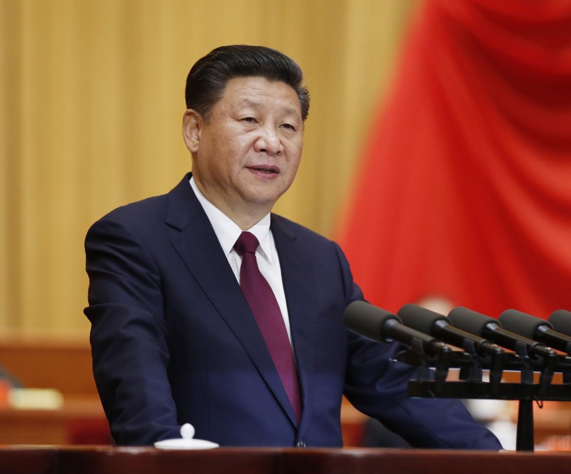 Xi Jinping ascolti i manifestanti di Hong Kong