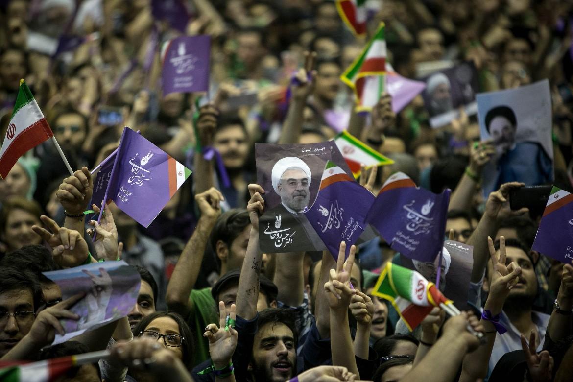 L’Iran disilluso dà un voto alla retorica