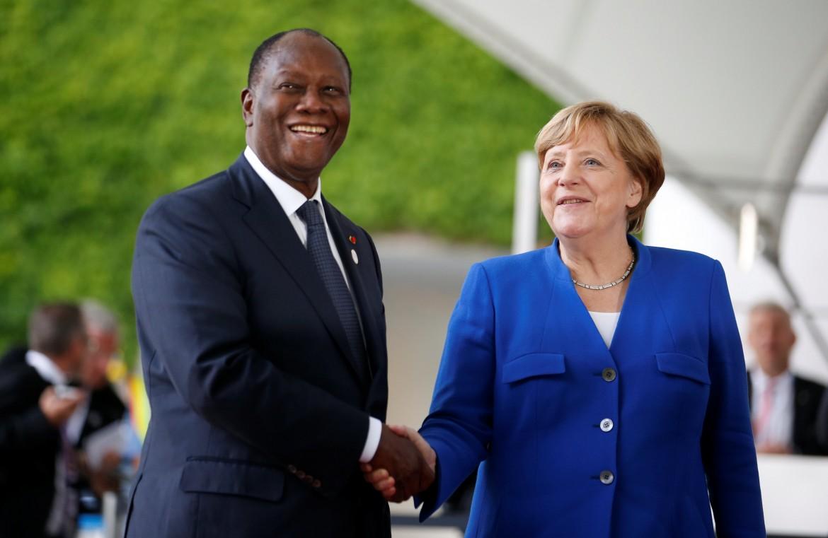 Il «piano Merkel» per l’Africa rende felici privati e finanza