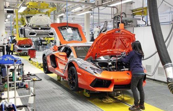Lamborghini Bologna, contratto innovativo