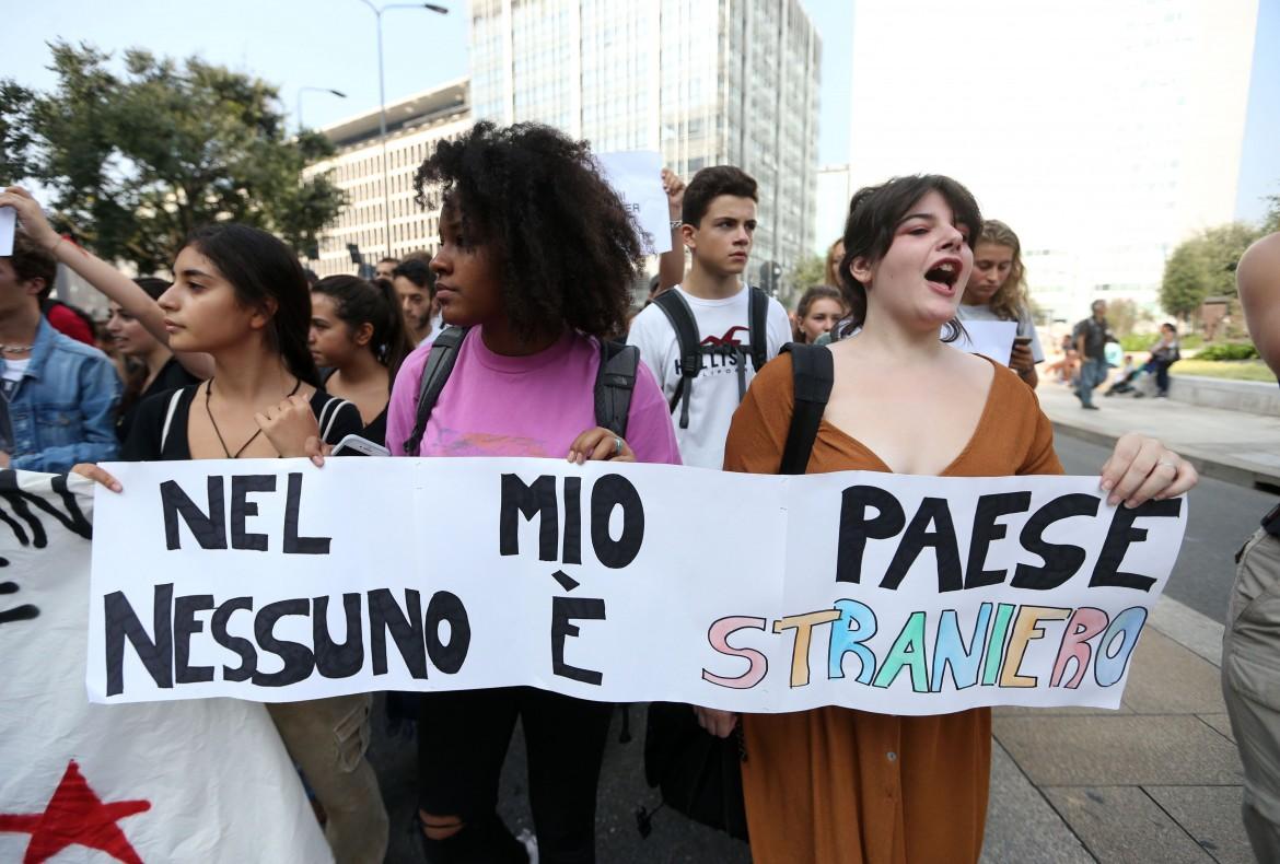 Contro il decreto Salvini in piazza sabato dalle suore ai cobas