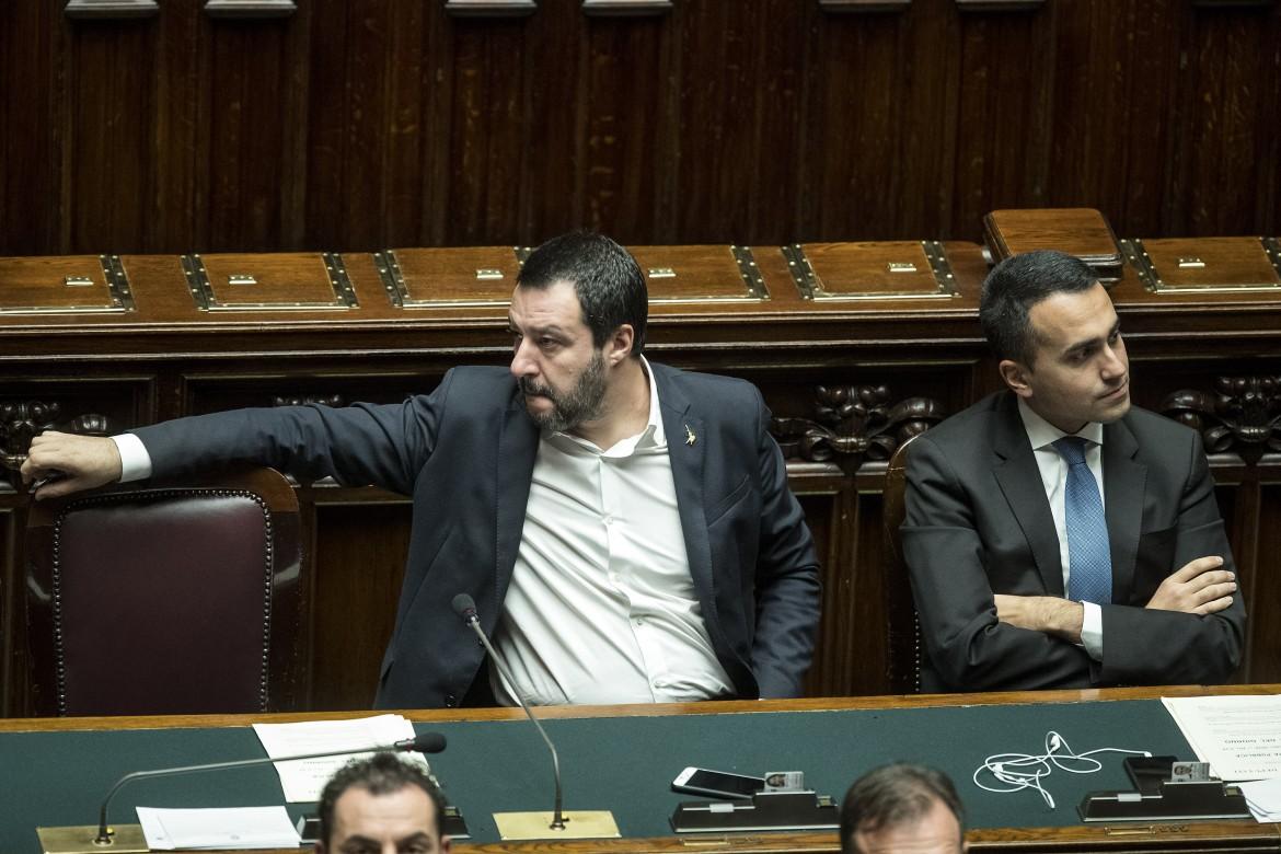 Alleanze pericolose, Salvini a Di Maio: «Pensi a lavorare di più»