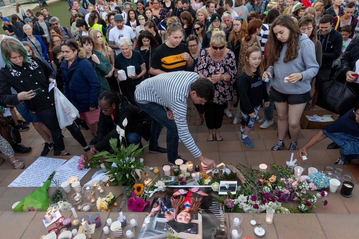 Nuova Zelanda: attacco terroristico in due moschee, 49 vittime