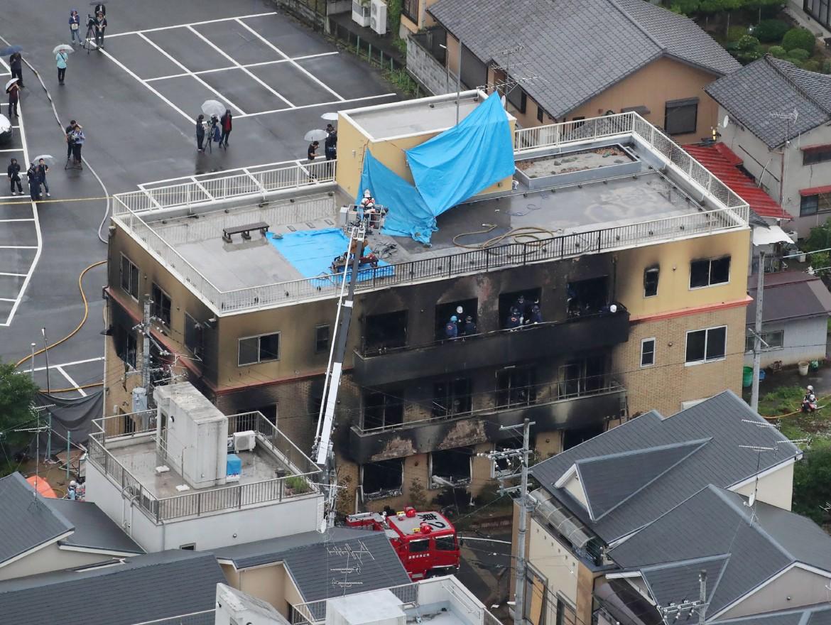 Dà fuoco alla Kyoto Animation, 33 morti: arrestato