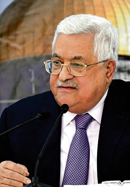 Abu Mazen risponde a Lapid: è Israele che ostacola la soluzione a Due Stati