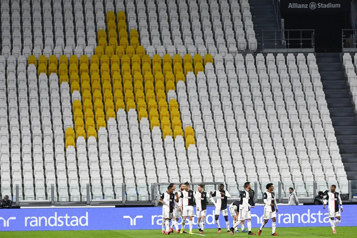 Juventus, la società si difende. Ma intanto indaga anche la Uefa