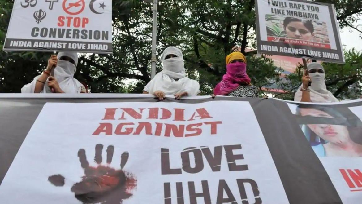 Sedurre, convertire, sostituire: la farsa hindu della Love Jihad