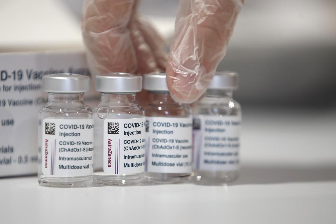 Agnoletto: «Per evitare milioni di morti bisogna fermare i brevetti sui vaccini»