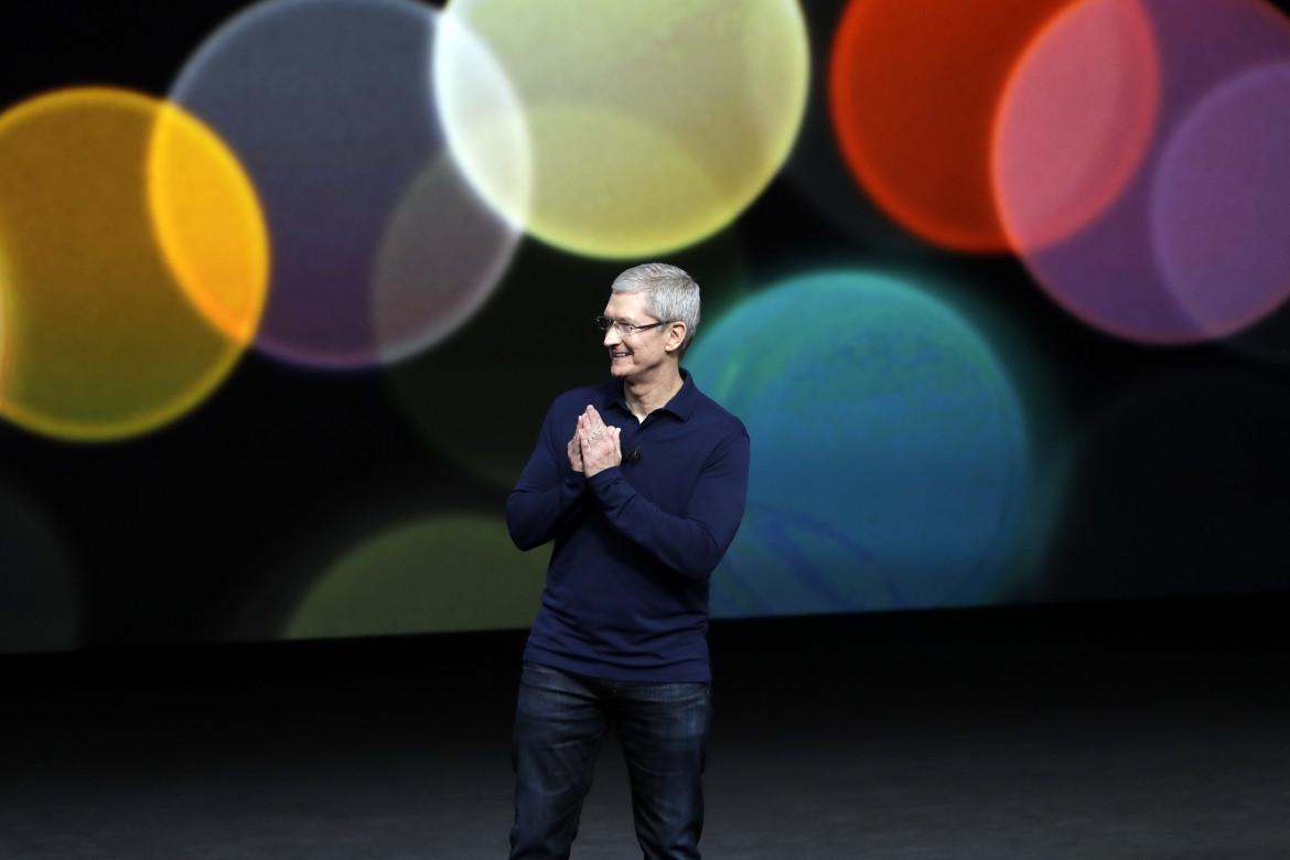 Apple consente la censura alle app LGBTQ+ in più di 150 paesi