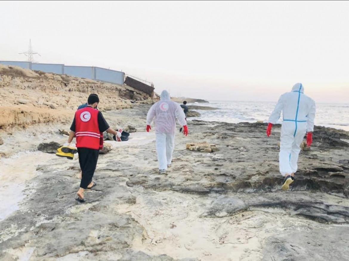 Naufragio al largo delle coste tunisine: 43 migranti dispersi