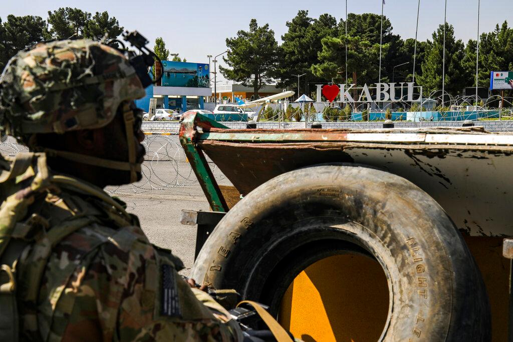 Anche Londra si condanna: «Il ritiro afghano è stato un disastro»