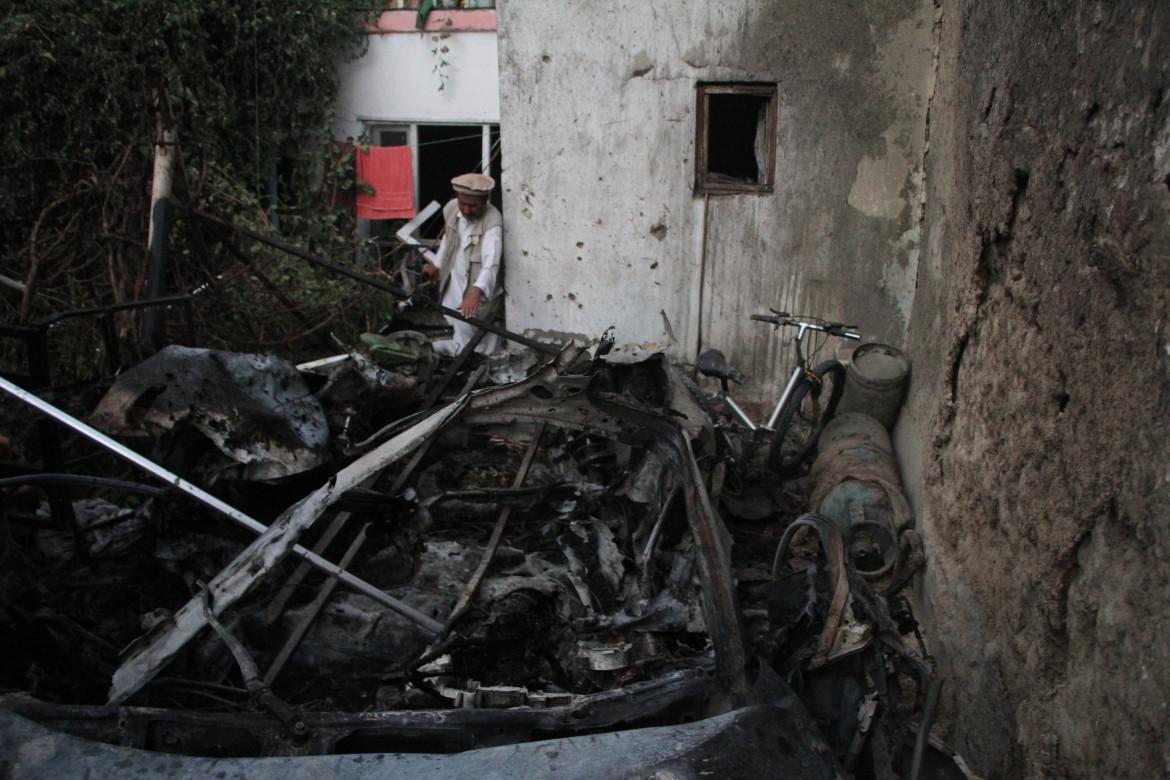 Raid aereo a Kabul, gli Stati uniti salutano con una strage