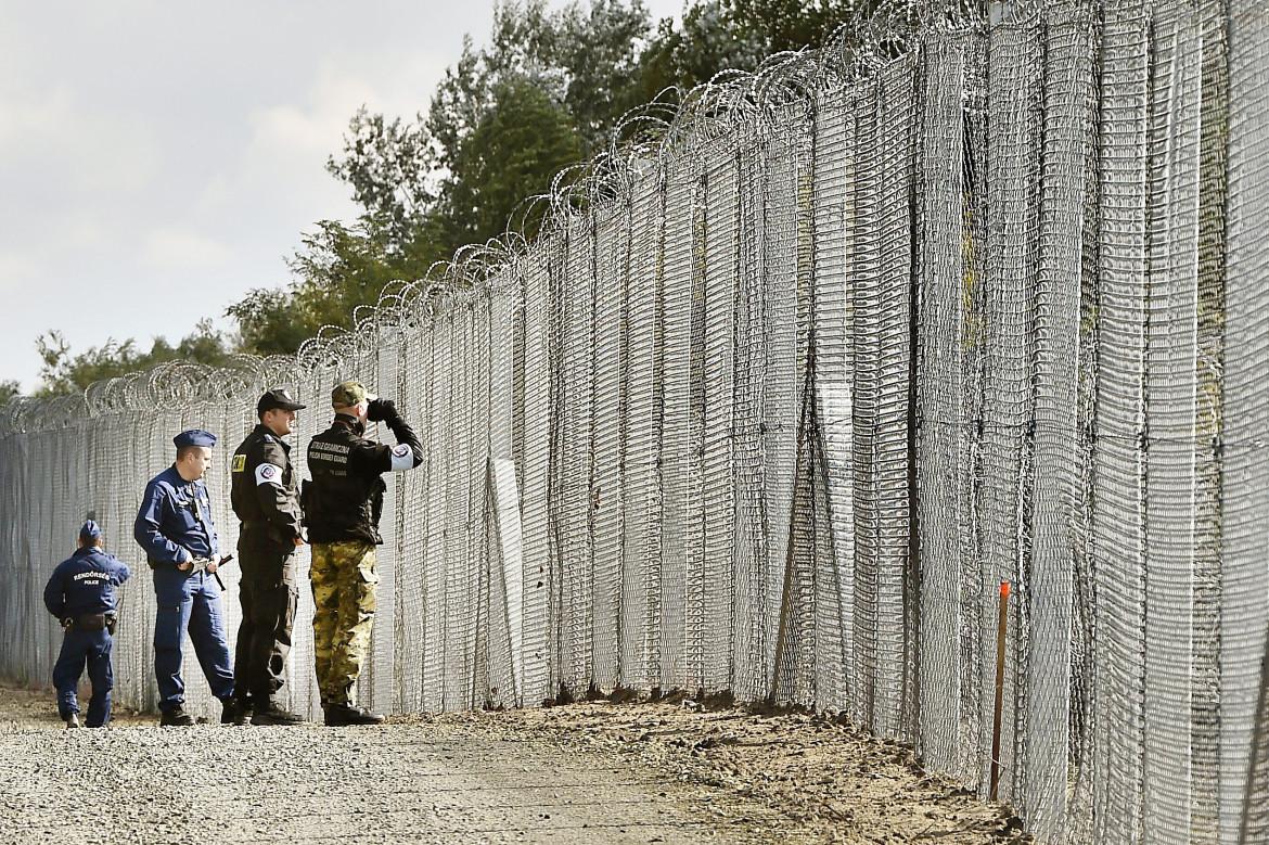 Muri anti-migranti, dodici Paesi chiedono alla Ue di finanziarli