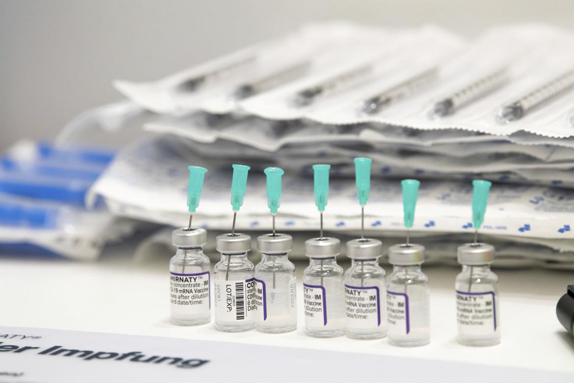 Terza dose, i paesi ricchi tradiscono la promessa dei vaccini «bene comune»