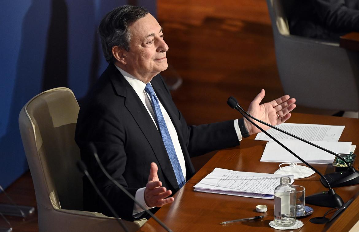 Draghi: «Subito aiuti ma se servono anche razionamenti»