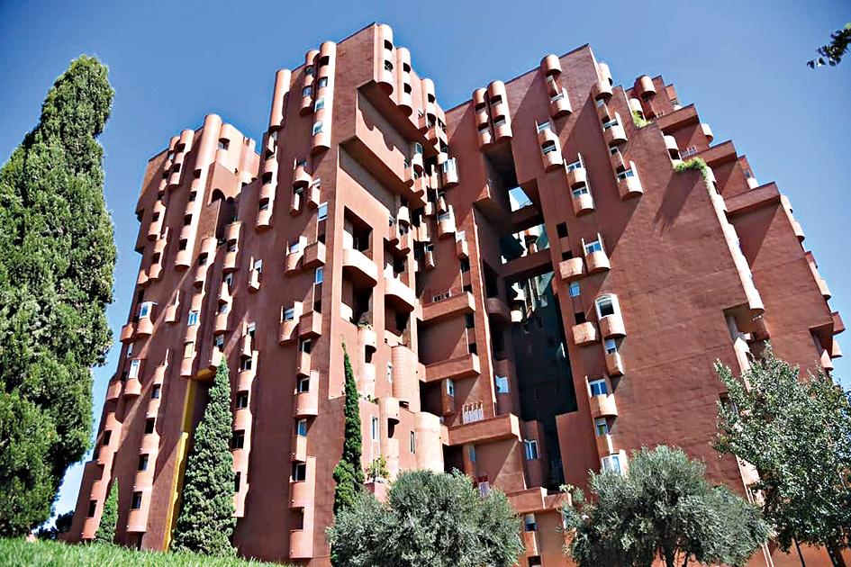 Addio all’architetto catalano Ricardo Bofill, dall’edilizia popolare al Postmodernismo