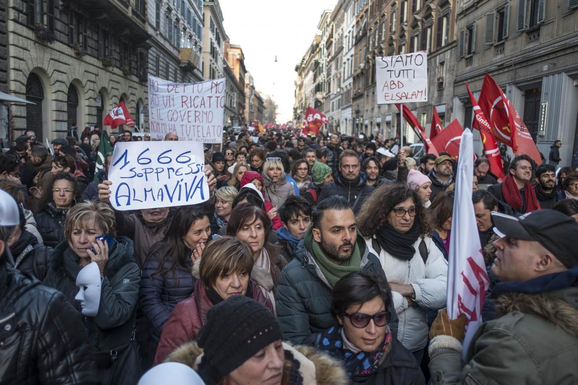 «Almaviva lascia l’Italia». A rischio 2.500 posti di lavoro