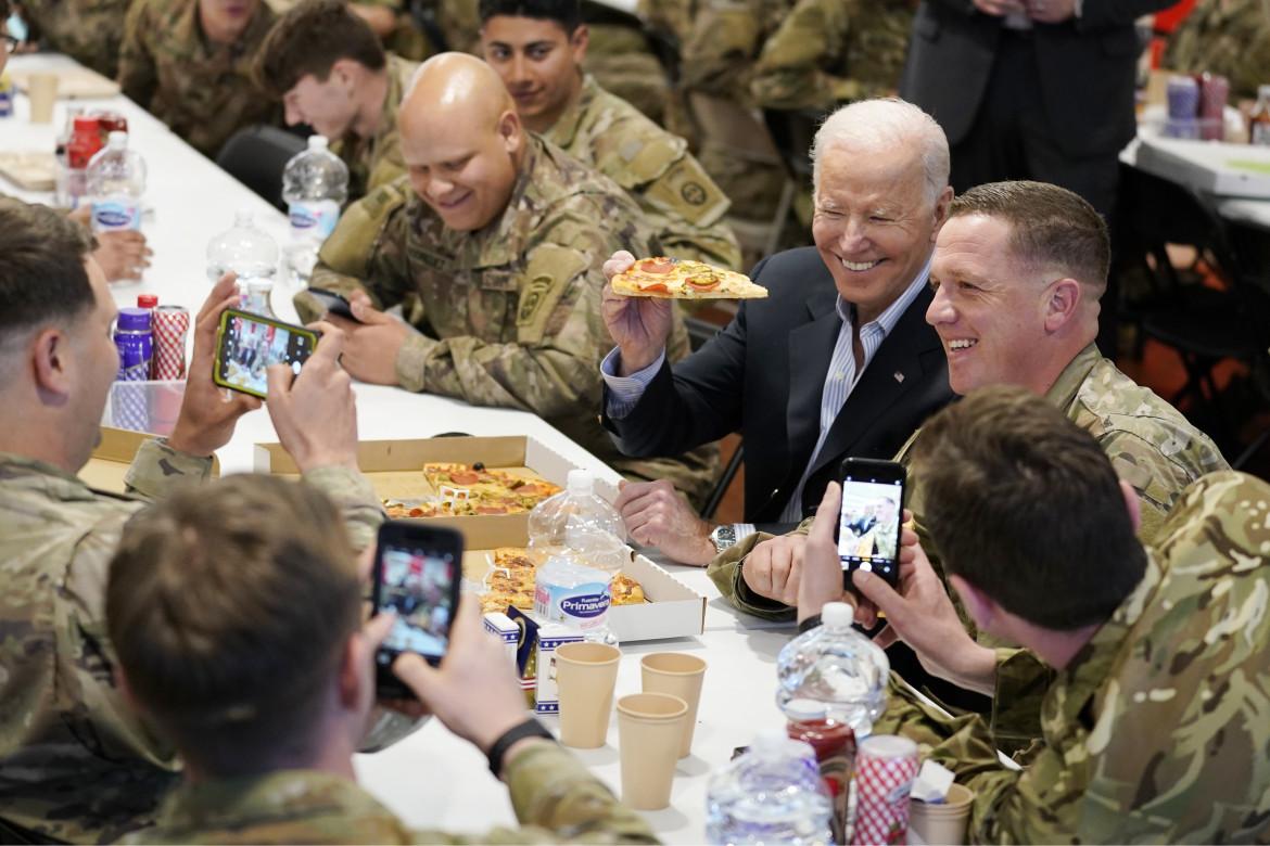 Guerra ucraina, Joe Biden e le parole per dirlo