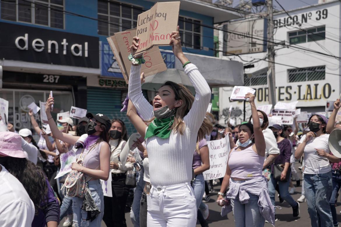 Messico, donne in piazza contro l’ondata di femminicidi
