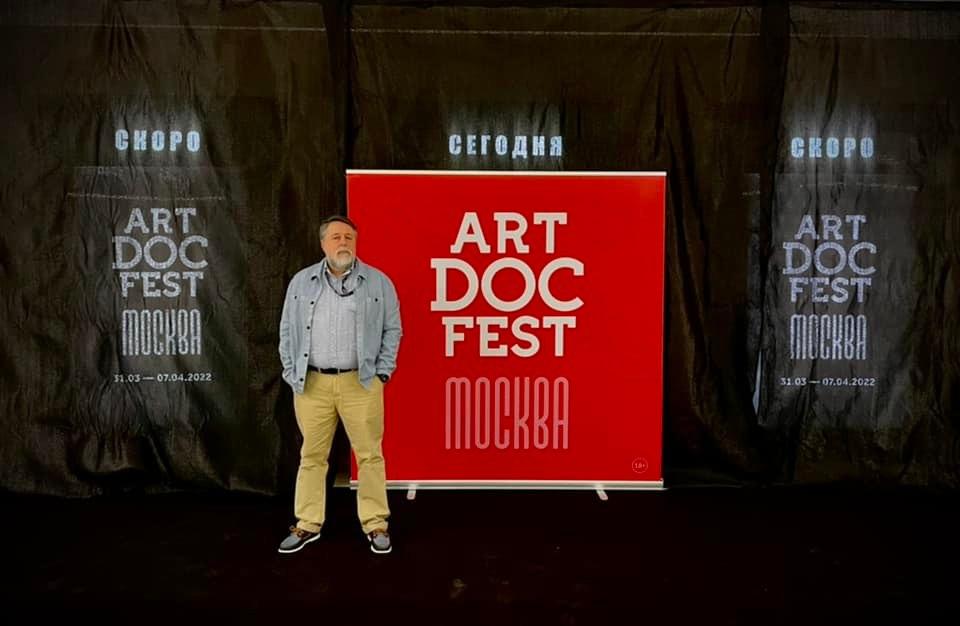 Vitaly Mansky aggredito a Mosca, sospeso l’Artdocfest