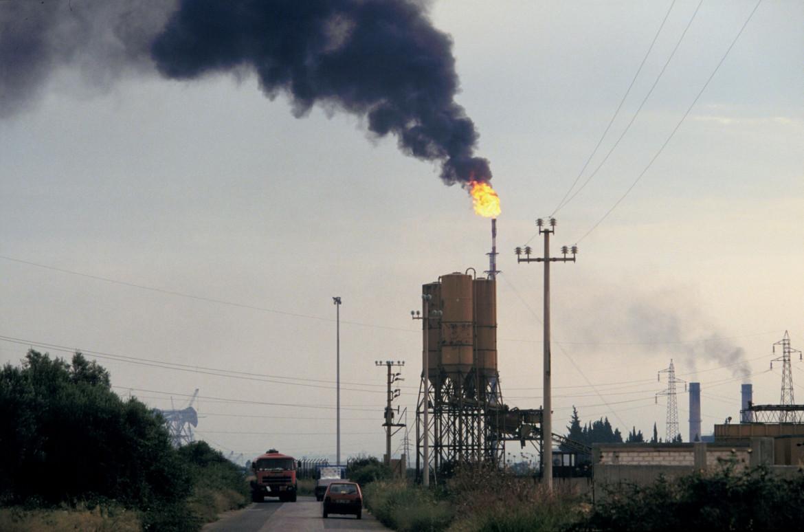 L’embargo del greggio russo ferma l’Isab-Lukoil di Priolo