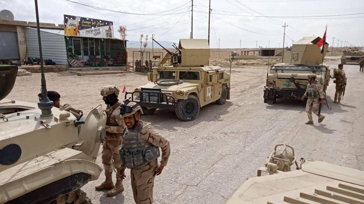 Baghdad invade Shengal: artiglieria contro i villaggi ezidi