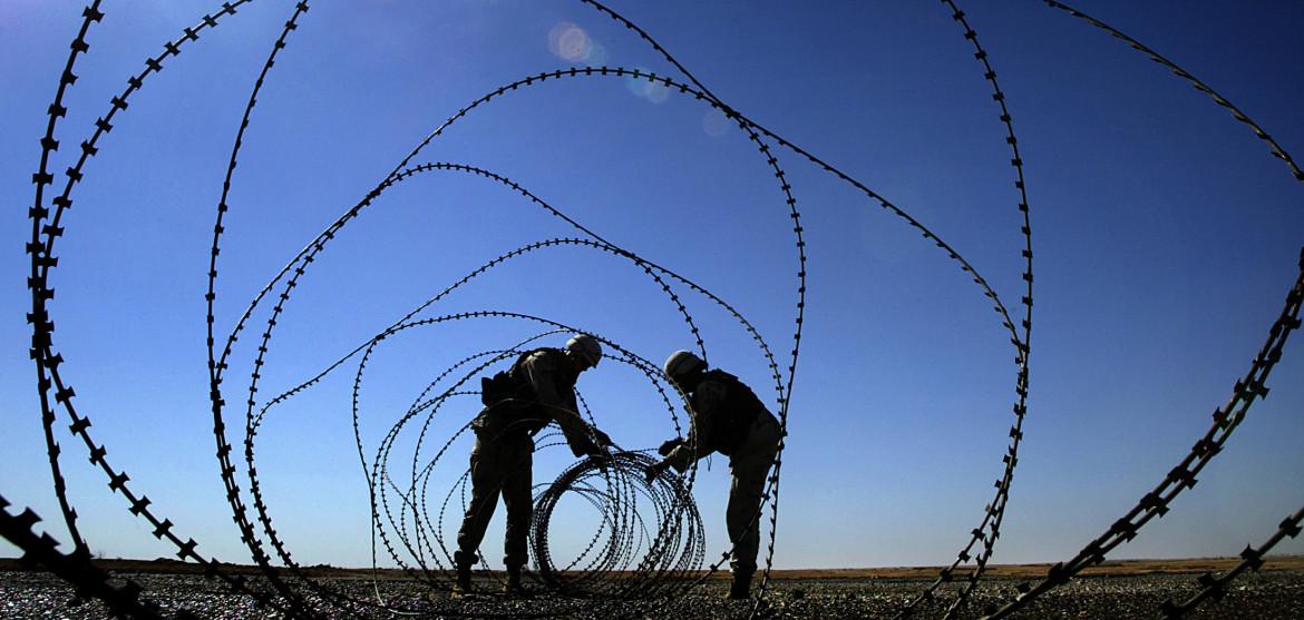 Con la guerra il confine si trasforma in frontiera che diventa barriera