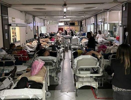 Napoli, ospedale Cardarelli: Pronto soccorso al collasso, medici in fuga