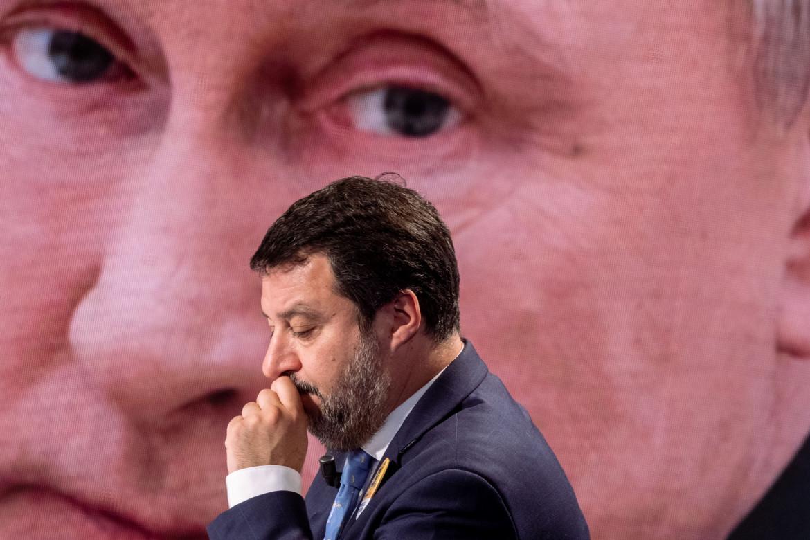 Governo e alleati stoppano Salvini. Dietrofront su Mosca