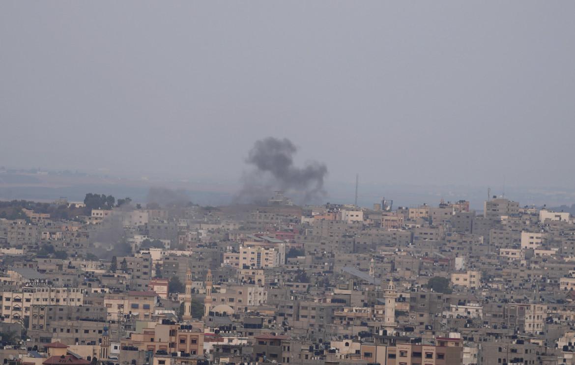 Israele attacca Gaza. Morti e feriti. I palestinesi rispondono con i razzi