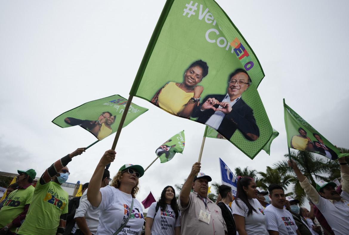 Colombia, campagna di violenza sul voto