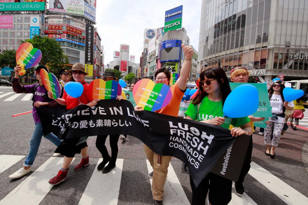 Tokyo pronta a sventolare la bandiera arcobaleno