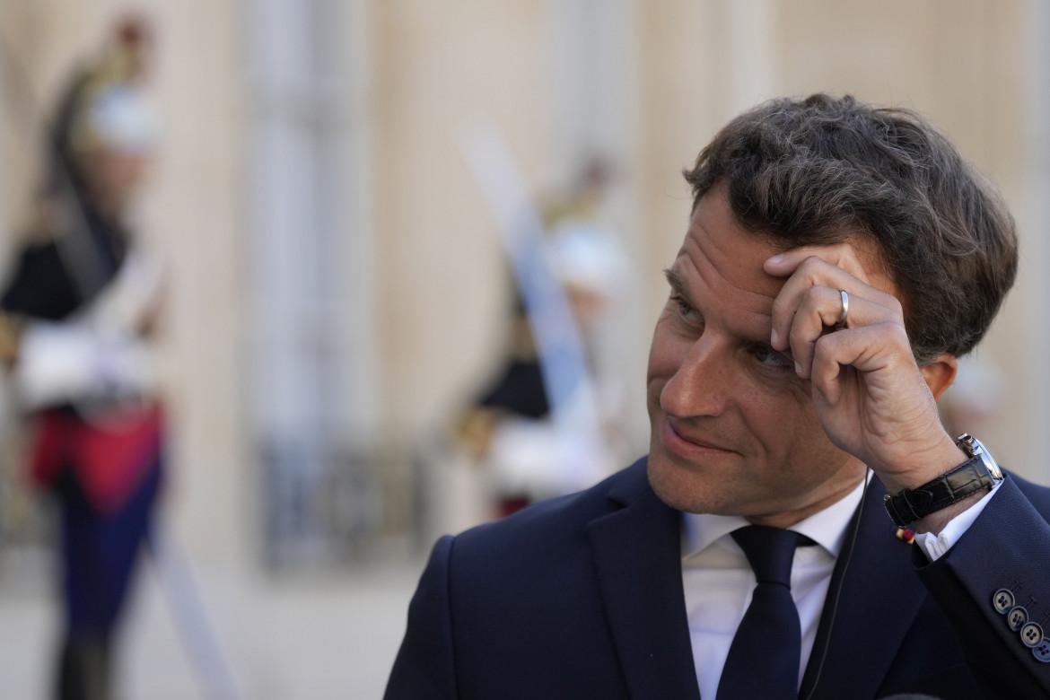 Francia, Macron-Mélenchon a duello. Le Pen terza esclusa
