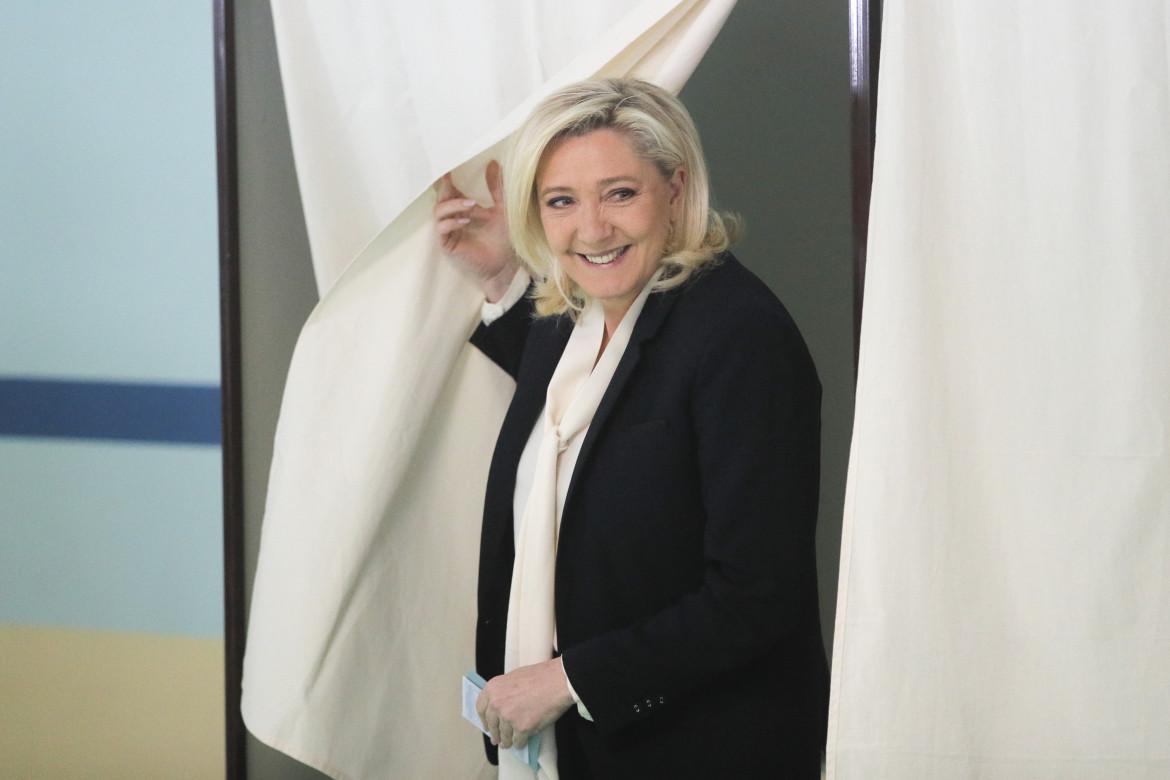Le Pen scatenata: «Le sanzioni Ue del tutto inutili»