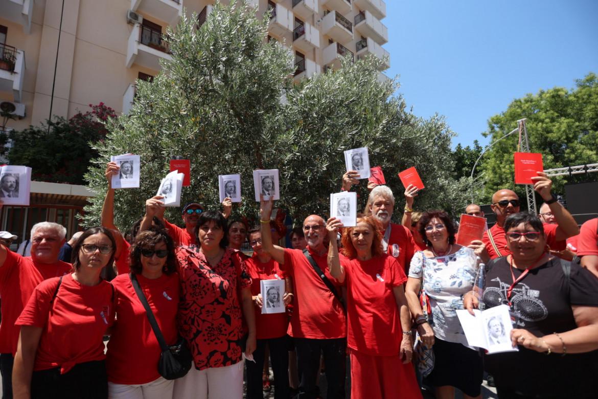 A trent’anni dalla strage di via D’Amelio, Mattarella: «Verità nei processi». Le Agende rosse contestano Lagalla