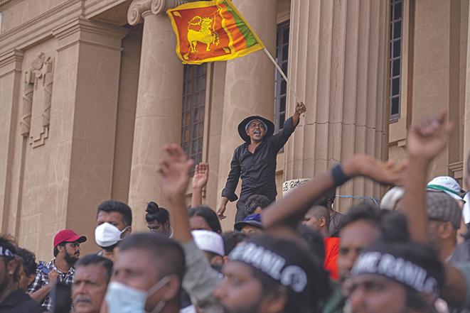 Lo Sri Lanka al fallimento sceglie l’uomo dei mercati
