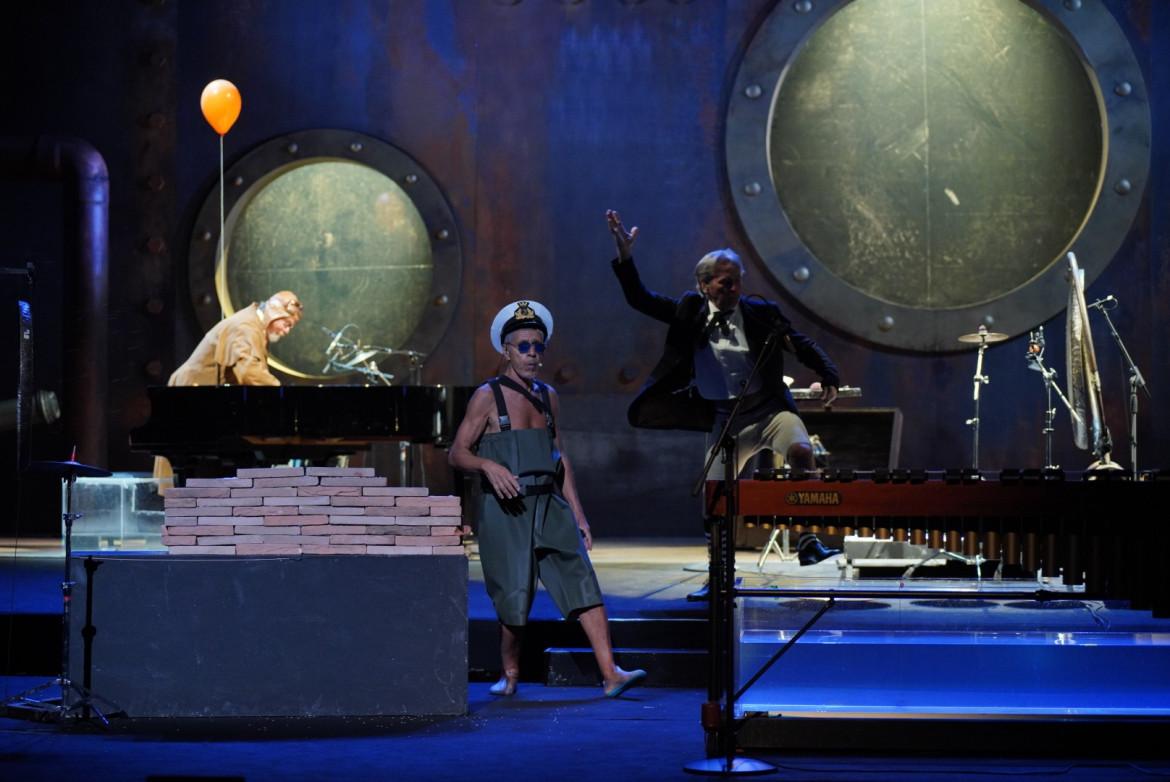 «Jules Verne», l’immaginazione radicale in forma di spettacolo per Battistelli