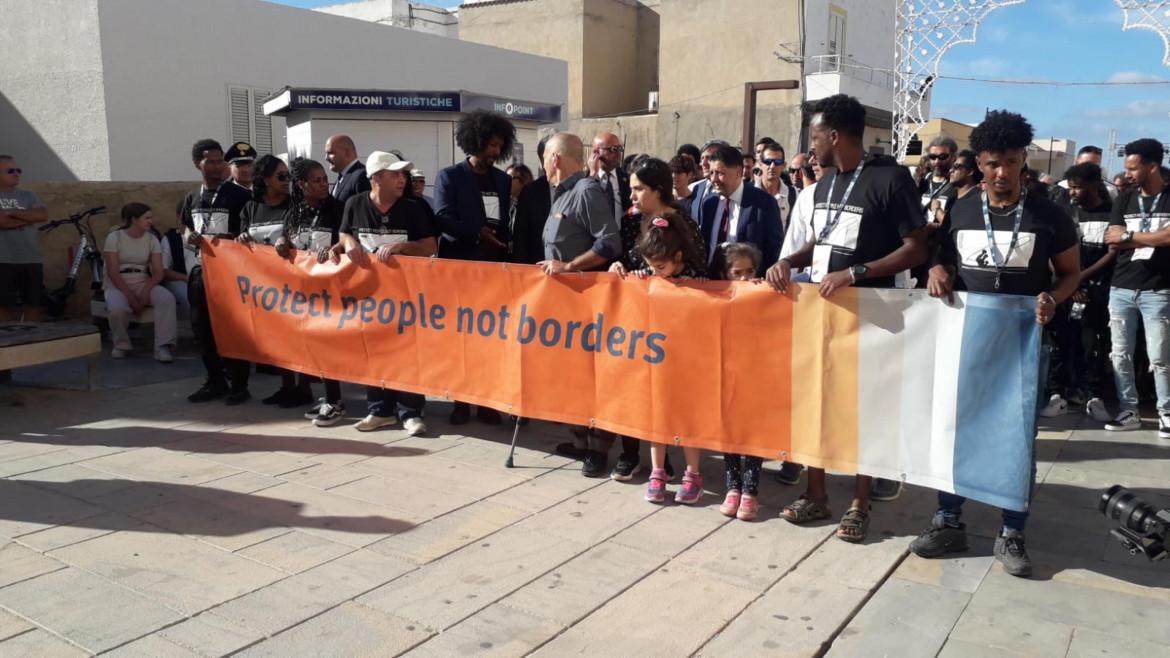 Nove anni dopo Lampedusa ricorda la strage più grande. Da allora 25mila morti