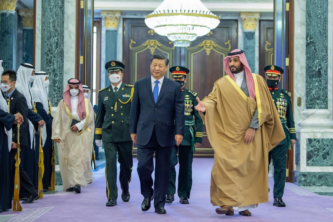 Xi d’Arabia, l’«offensiva» cinese nel Golfo americano