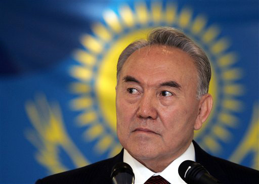 Ritorna Nazarbayev: «Resto a capo del Consiglio di sicurezza»