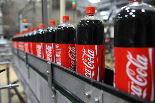 Coca Cola Italia taglia mille dipendenti