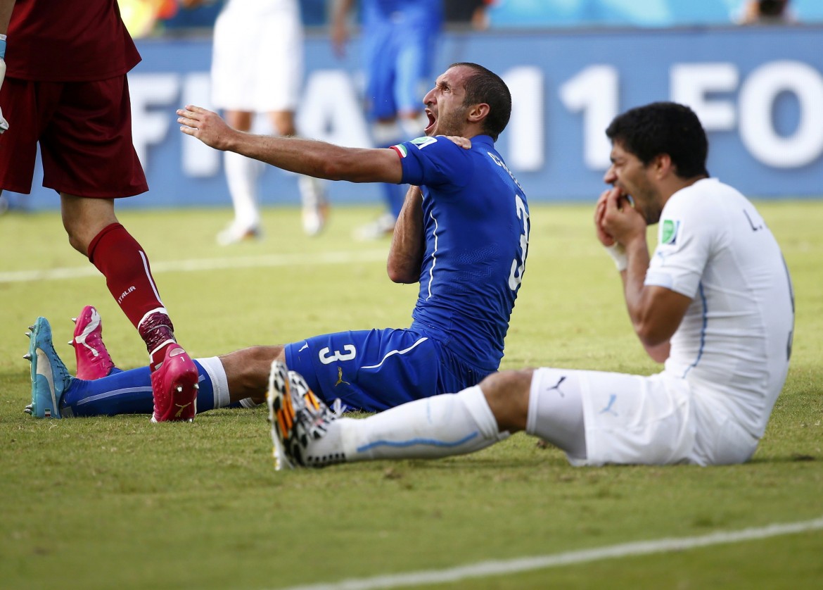 italia uruguay mondiali calcio brasile 2014 reuters 15