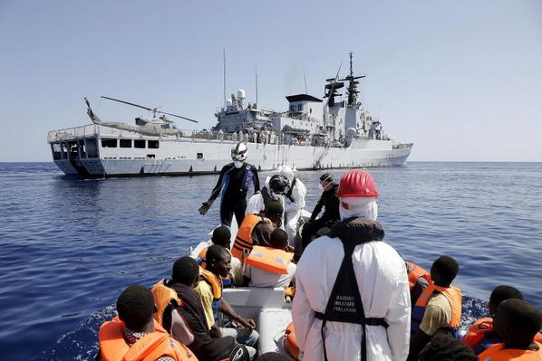 Hollande: «Rafforzare la missione Triton»