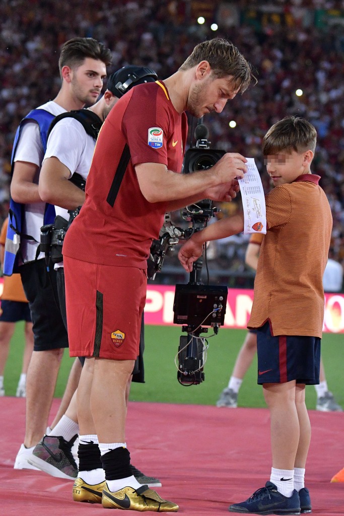 totti e mattia almaviva 4