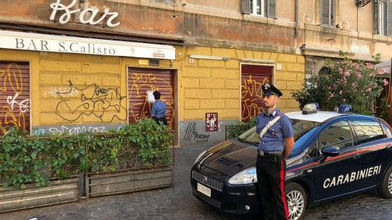 Trastevere, i pirati del bar San Calisto chiuso per «decoro»