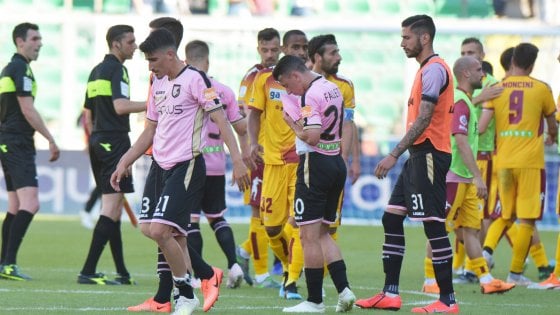 Il Tribunale federale manda il Palermo in serie C. Salve Salernitana e Venezia